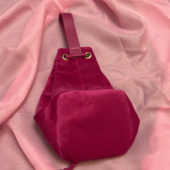 New Bobbi Brown Pink Velvet Pouch - Picture 4 of 4